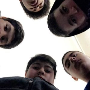 Meet your Posher, Alijah